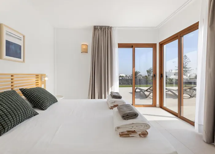 Navya - Vipvipvillas * بلايا بلانكا