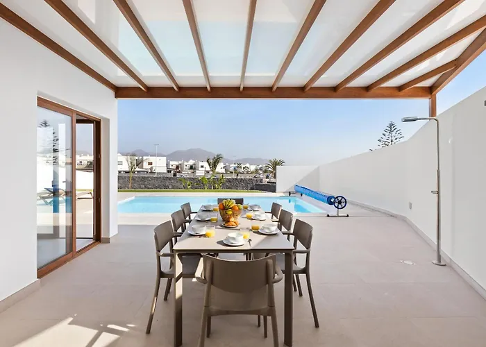 Navya - Vipvipvillas * بلايا بلانكا