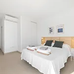 Navya - Vipvipvillas Playa Blanca (Lanzarote)