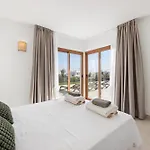 Navya - Vipvipvillas Vila