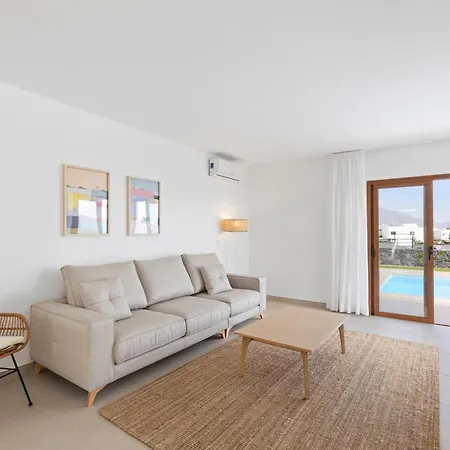 Villa Navya - Vipvipvillas *