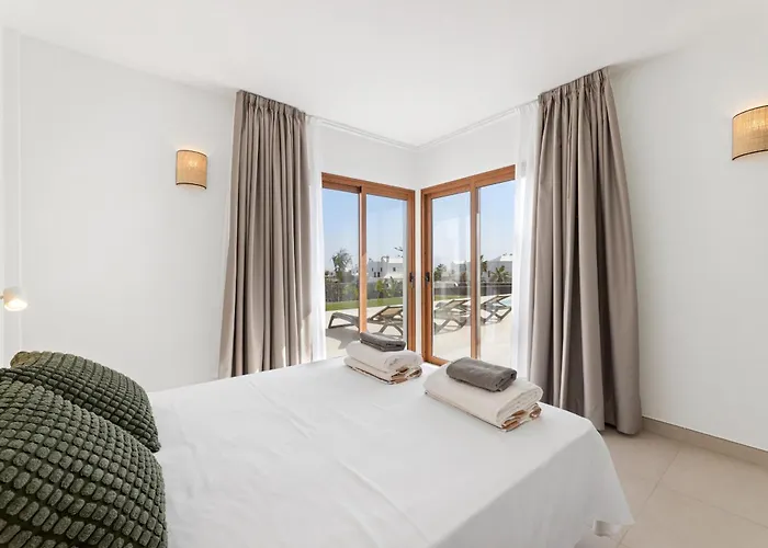 Navya - Vipvipvillas Villa